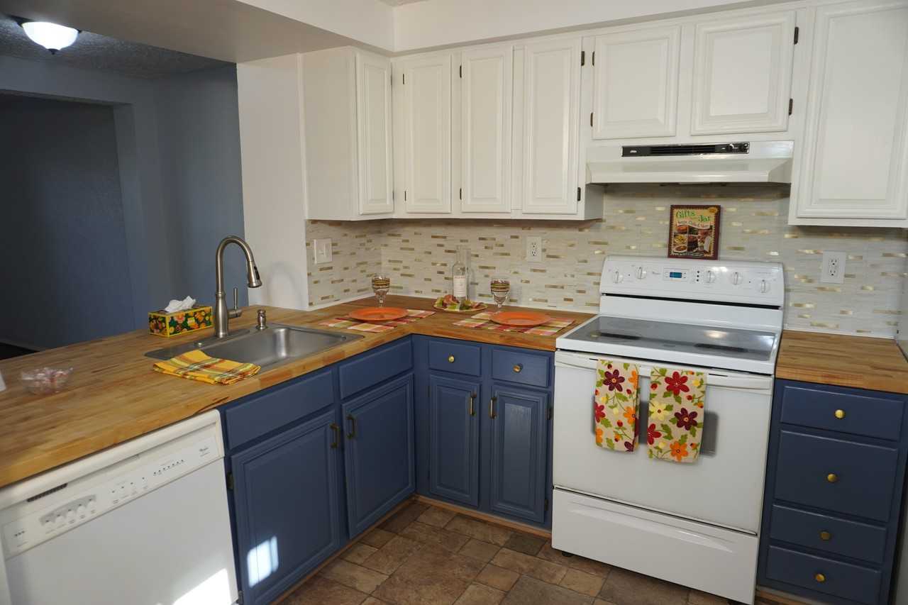 25 Stillwood Circle - Photo 5 of 37