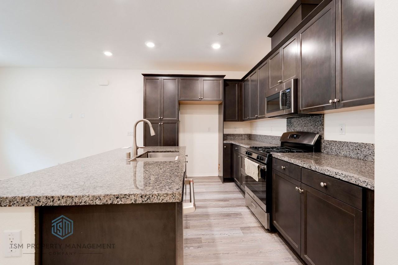 7099 Vernazza Pl - Photo 4 of 23