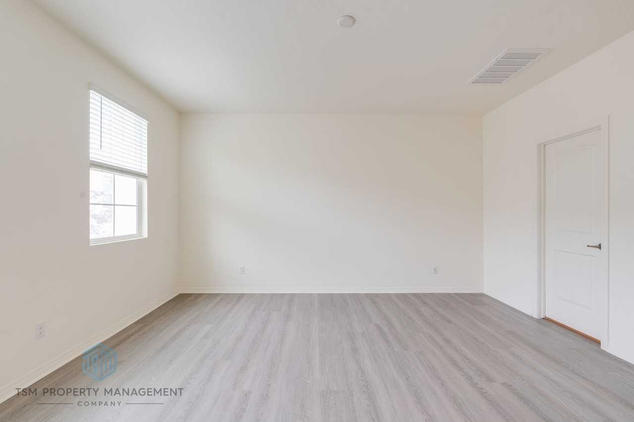 7099 Vernazza Pl - Photo 6 of 23