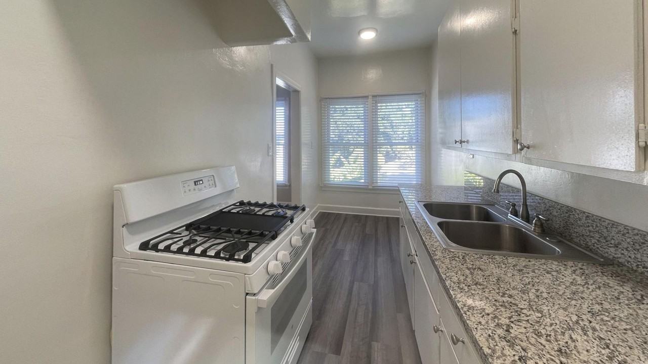 CRN  - 130 S. Coronado St. - Photo 4 of 4