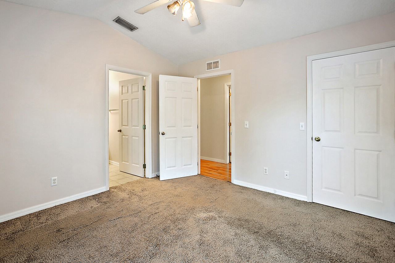 1204 Wood Duck Ln #1 - Photo 7 of 8