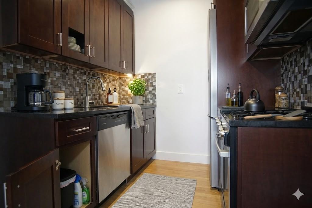 67-02 60th Street #1D - Photo 2 of 3