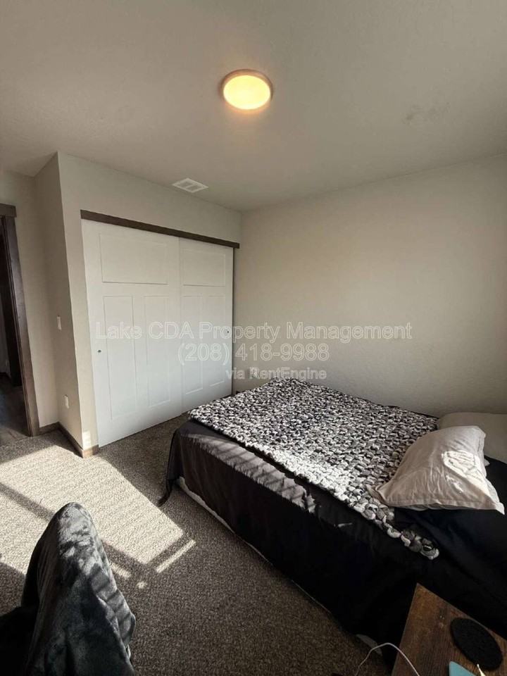 12905 N Bushel St - Photo 3 of 10