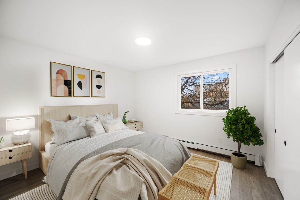 370 Talbot Avenue - Photo 4 of 16