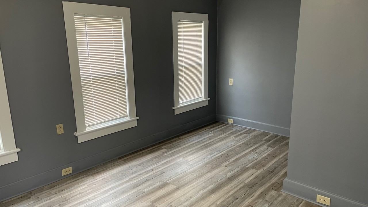 608 Sarah St 2nd Fl - Photo 5 of 5