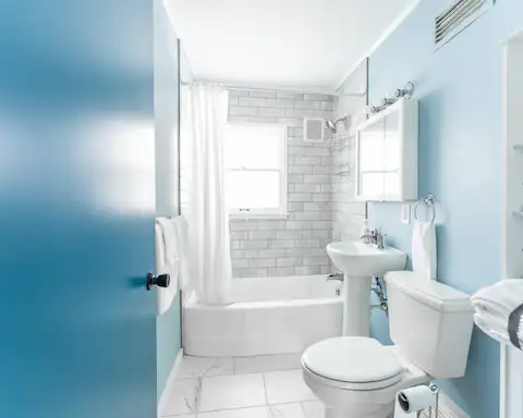 1157 Solon St - Photo 3 of 5