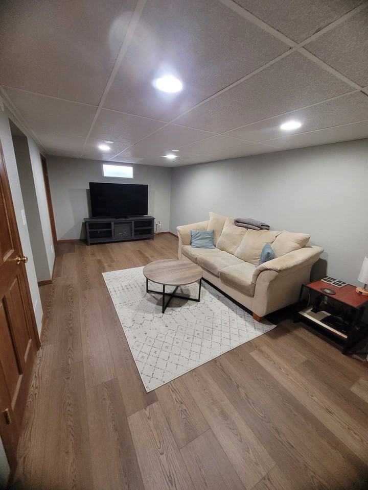 1157 Solon St - Photo 5 of 5