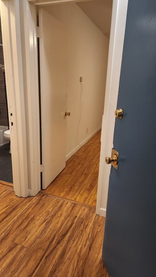 505 Gayley Avenue #401 - Photo 2 of 19