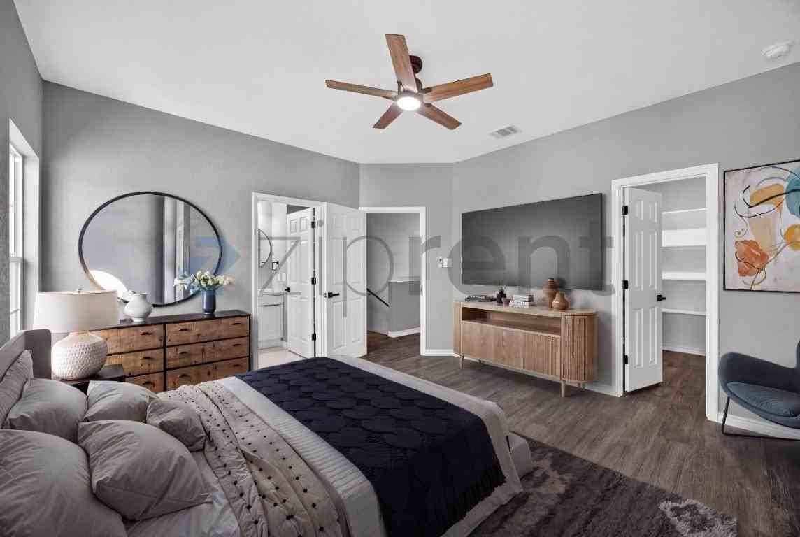 113 Anderson Ave #101 - Photo 2 of 28