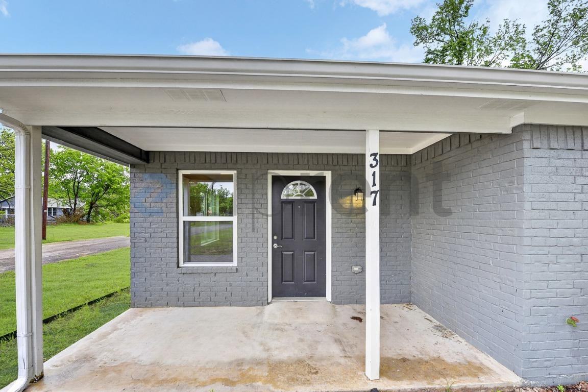 317 Jones St - Photo 5 of 21