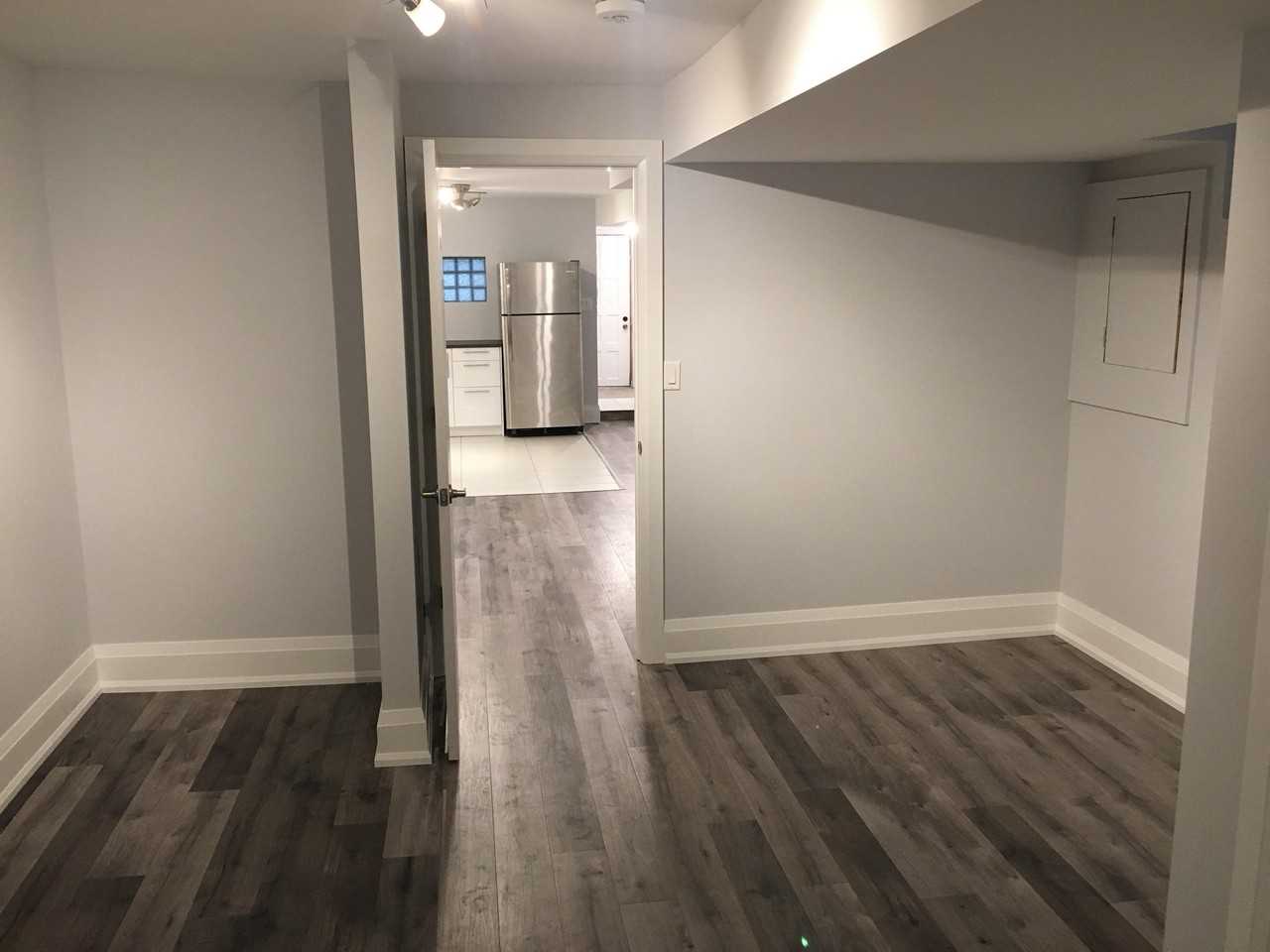 168 Montrose Ave - Photo 4 of 7