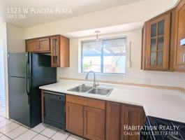 featured image of 1323 W Placita Plata