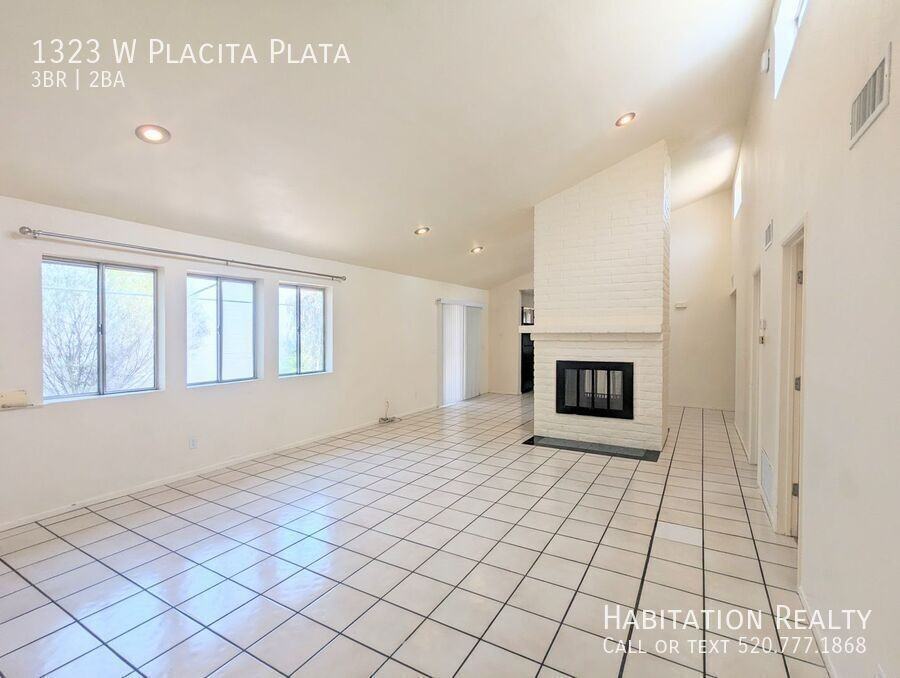 1323 W Placita Plata - Photo 5 of 23