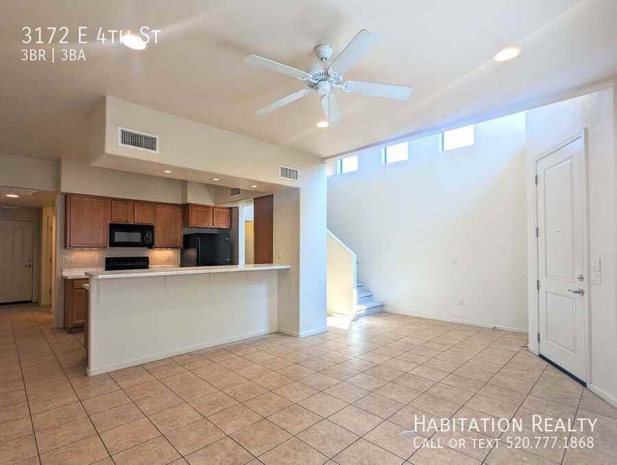 3172 E 4th St - Photo 4 of 24