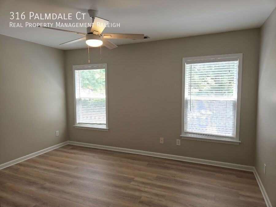 316 Palmdale Ct - Photo 7 of 11