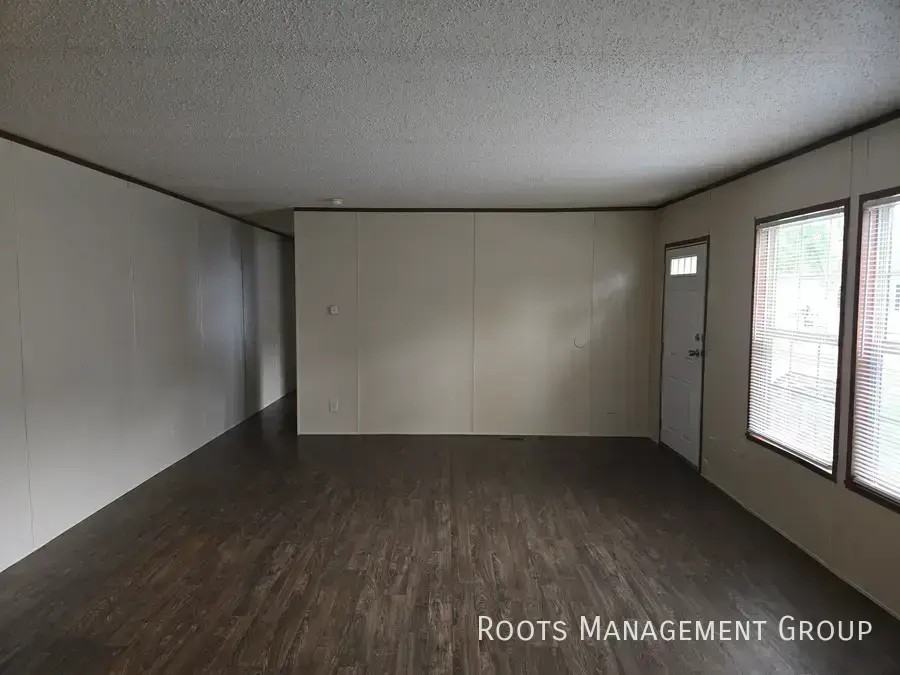 2800 Gemini St - Photo 3 of 14