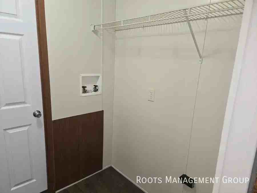 2800 Gemini St - Photo 4 of 14