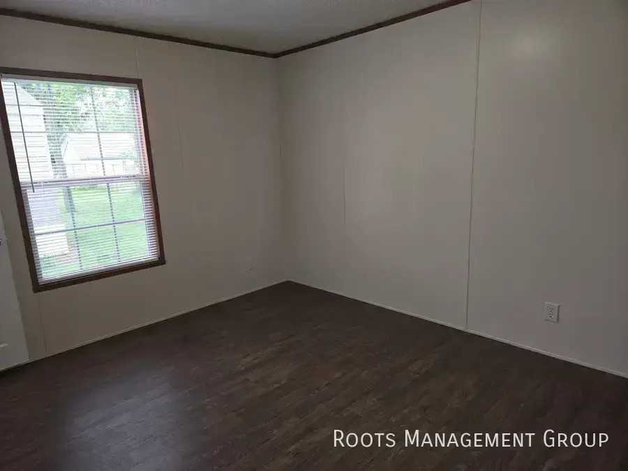 2800 Gemini St - Photo 5 of 14