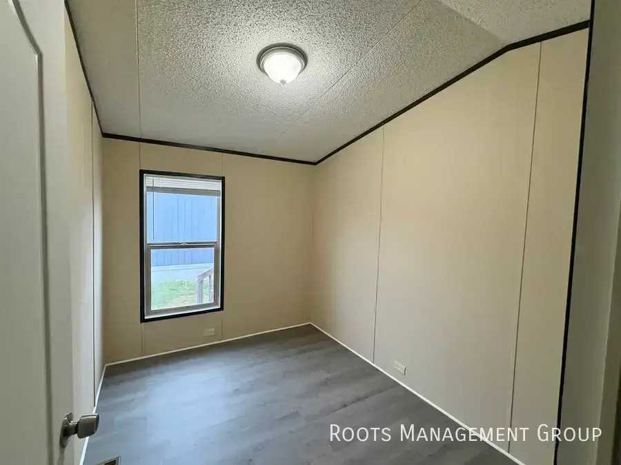 1909 S Anna St #25 - Photo 6 of 14