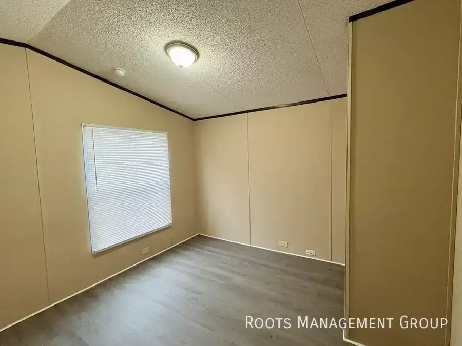 1909 S Anna St #25 - Photo 7 of 14