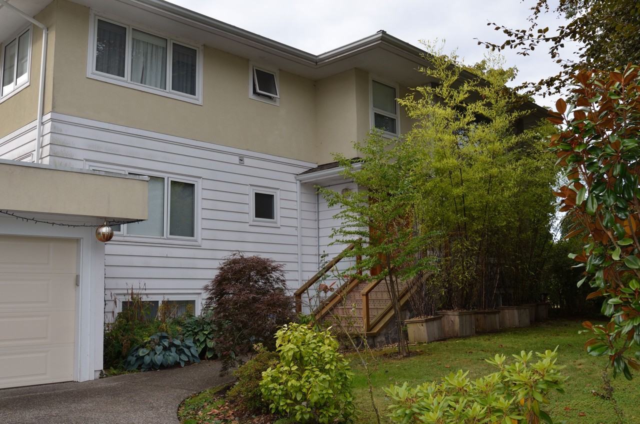 1806 Western Parkway - Photo 4 of 24