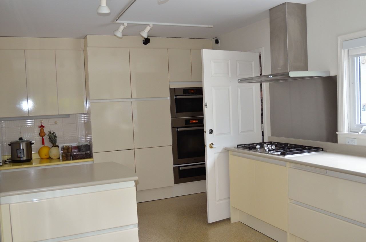 1806 Western Parkway - Photo 7 of 24