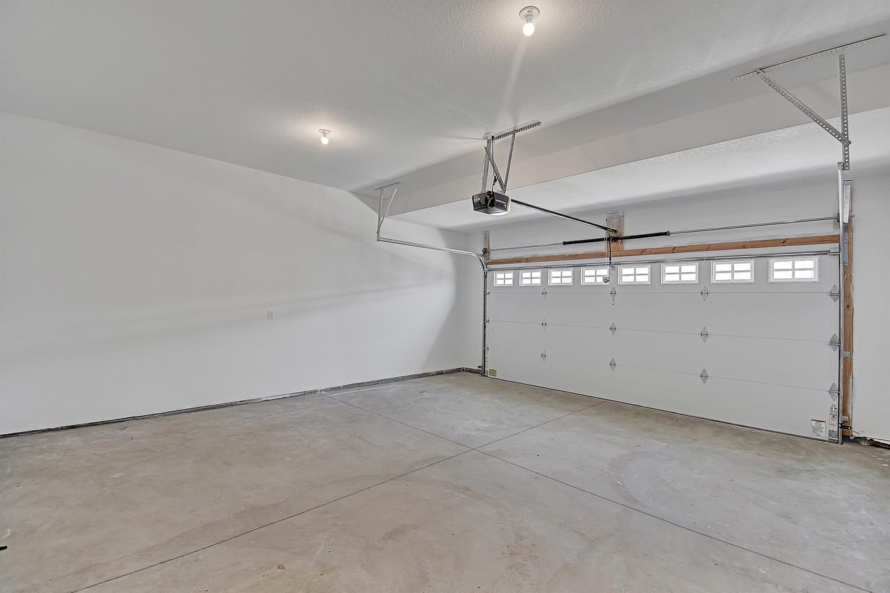 1202 Heather Dr #1202C - Photo 6 of 36