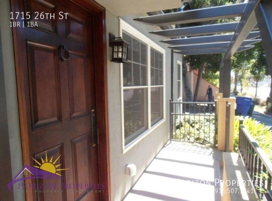 1715 26th St - Photo 2 of 23