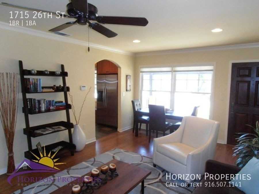 1715 26th St - Photo 4 of 23