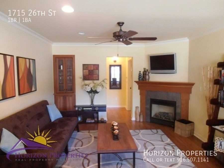 1715 26th St - Photo 5 of 23