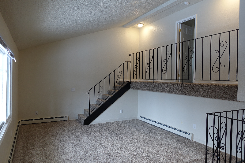 248 Zappa Pl #A - Photo 7 of 16