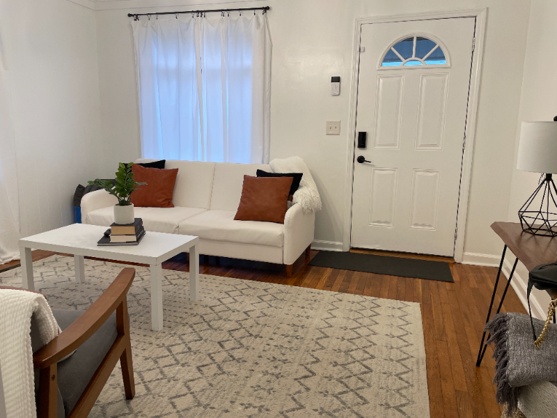1007 E Unaka Ave #2 - Photo 7 of 23