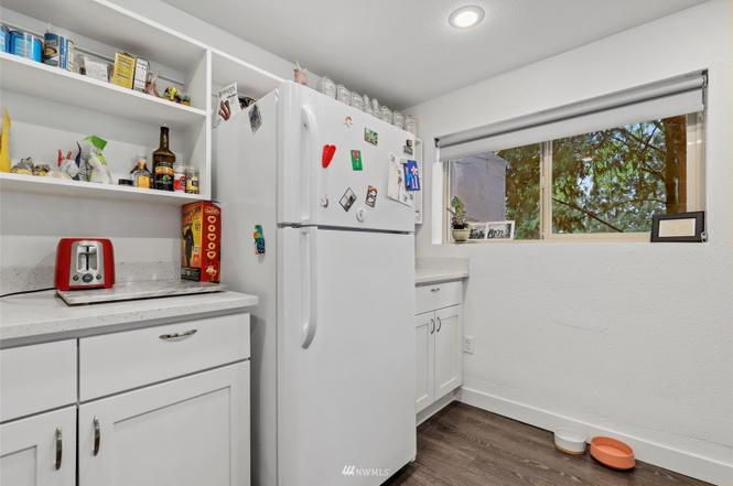 3631 22nd Ave Sw #C - Photo 7 of 11
