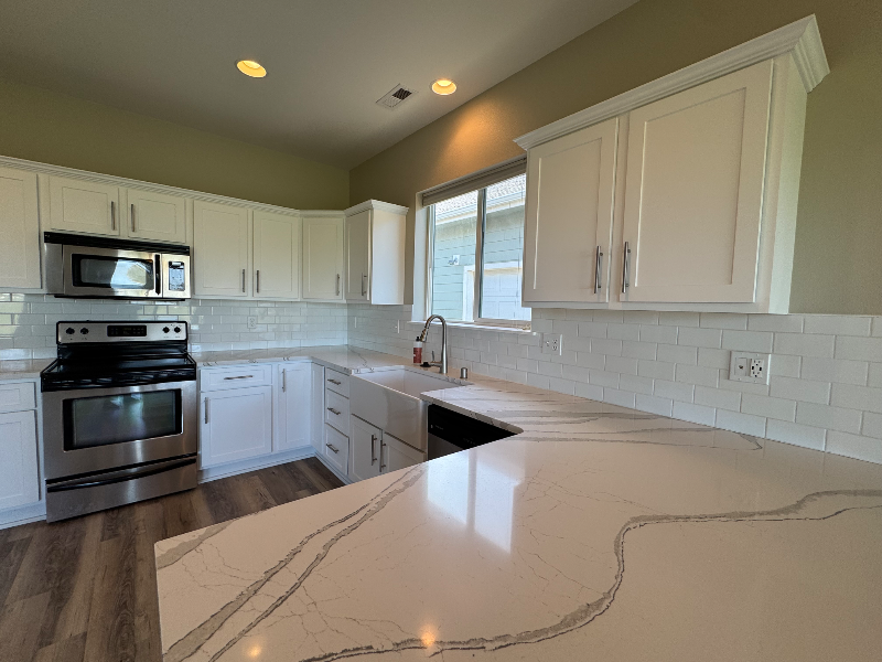 7808 S Parway Ln - Photo 4 of 11