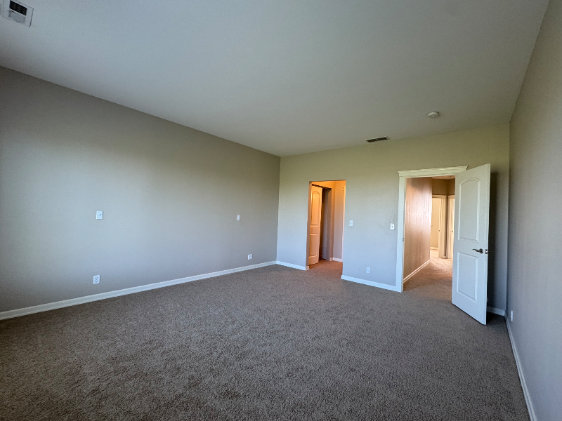 7808 S Parway Ln - Photo 5 of 11