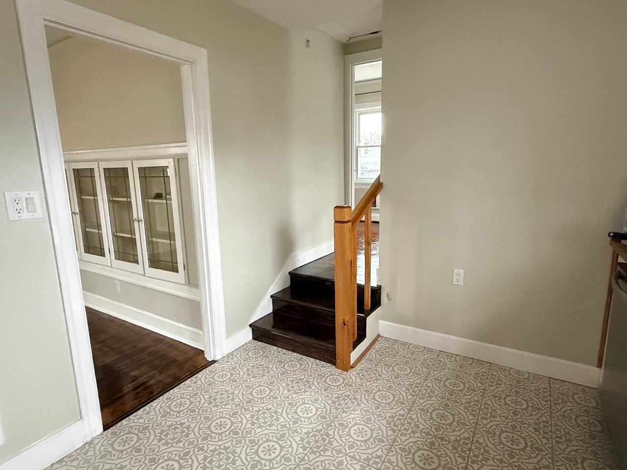 2115 Wetmore Ave - Photo 5 of 16