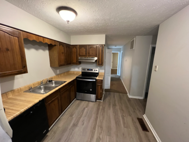 103 Molloy Ct #103 - Photo 6 of 8