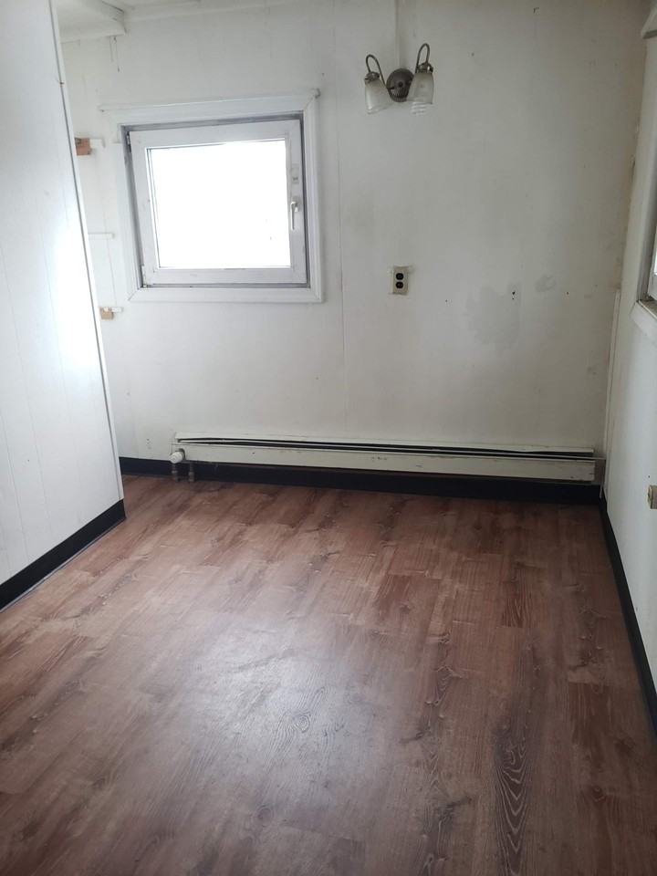 1128 Hess Ave #X - Photo 3 of 10