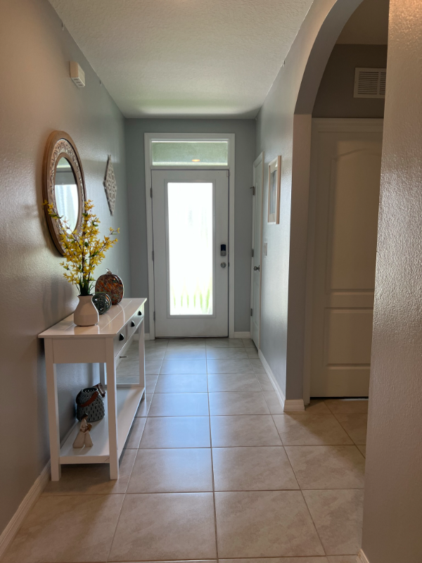 3037 Country Club Cir - Photo 2 of 18