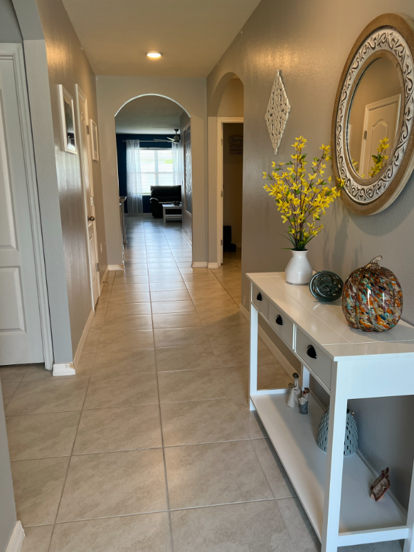 3037 Country Club Cir - Photo 3 of 18