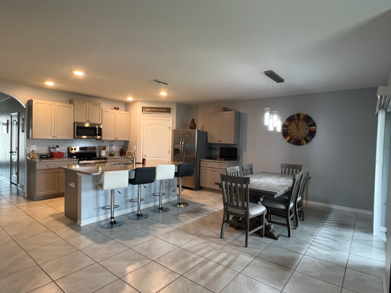 3037 Country Club Cir - Photo 5 of 18