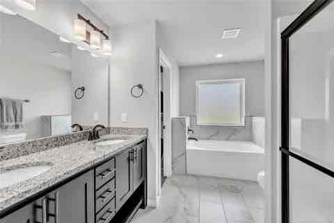 3943 S 149th East Ave - Photo 3 of 24