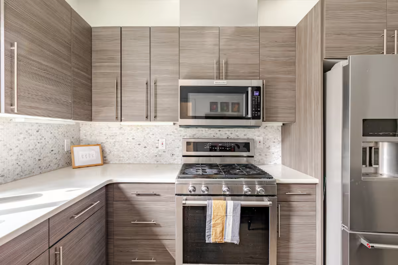 2824 W Parkside Pl - Photo 5 of 38