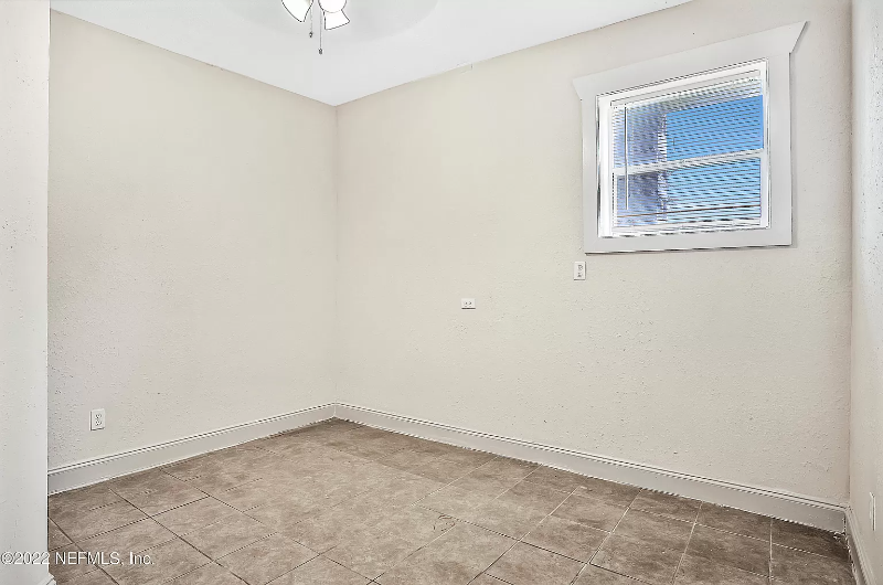 8036 Mattox Ave - Photo 6 of 7