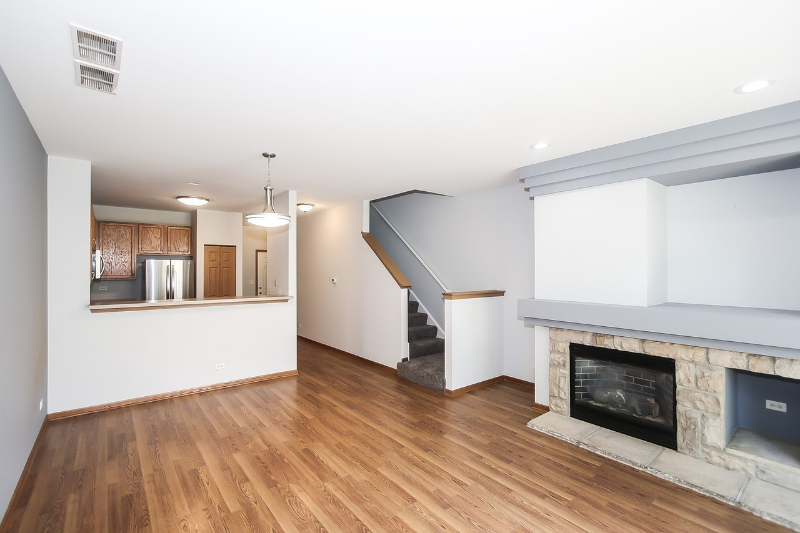 720 Woodewind Dr - Photo 4 of 20