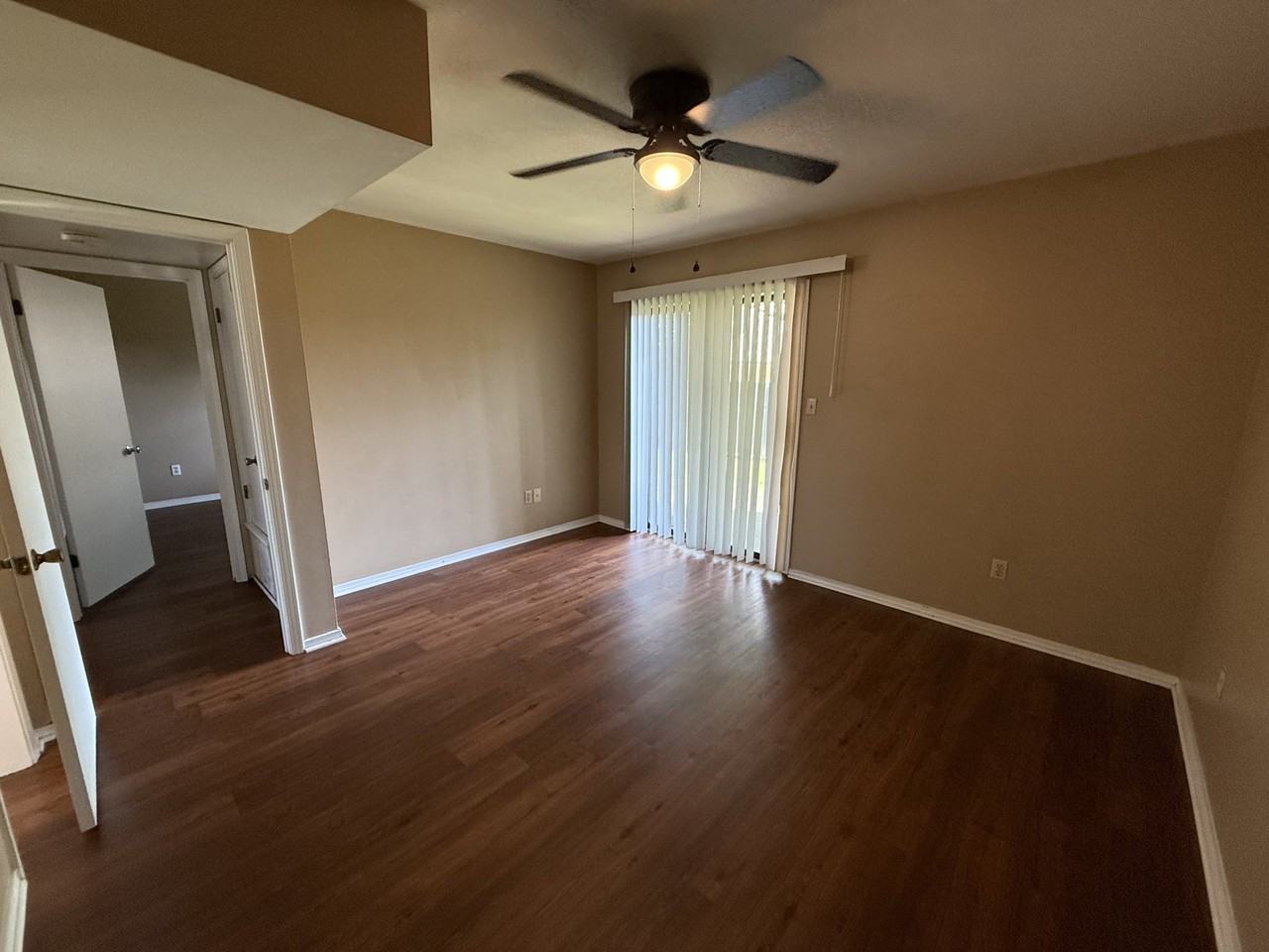 2626 W C St - Photo 4 of 7