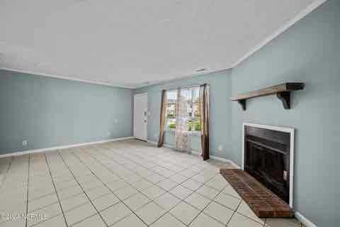 100 Kristin Dr #4D - Photo 7 of 28