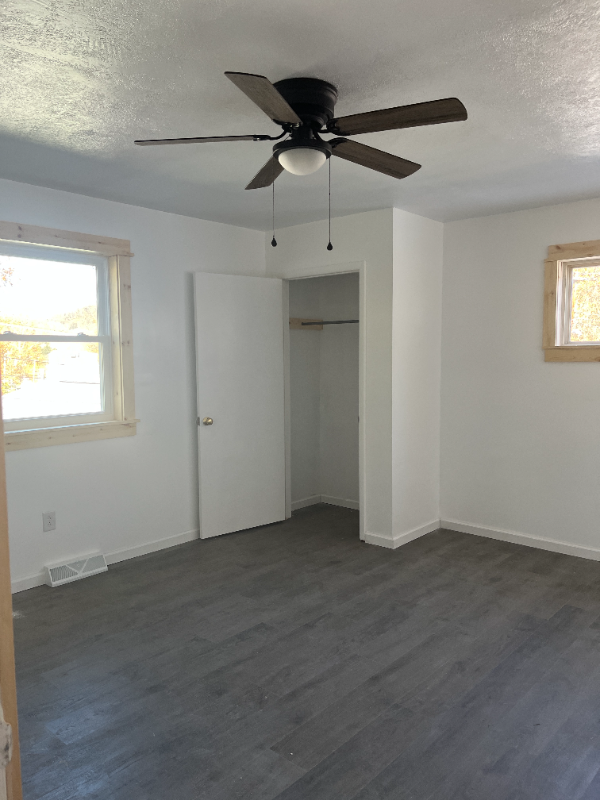 342 Fairmont Ave #4 - Photo 4 of 16