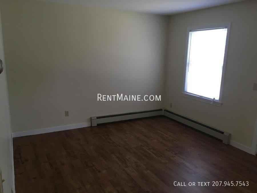 63 Valley View Ln #C - Photo 4 of 14