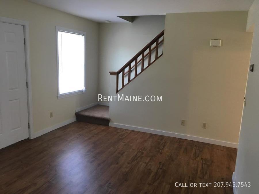 63 Valley View Ln #C - Photo 5 of 14